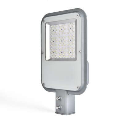 8000LM Zewnętrzna lampa uliczna Led 80W Wysoki wskaźnik renderowania kolorów z 3-letnią gwarancją